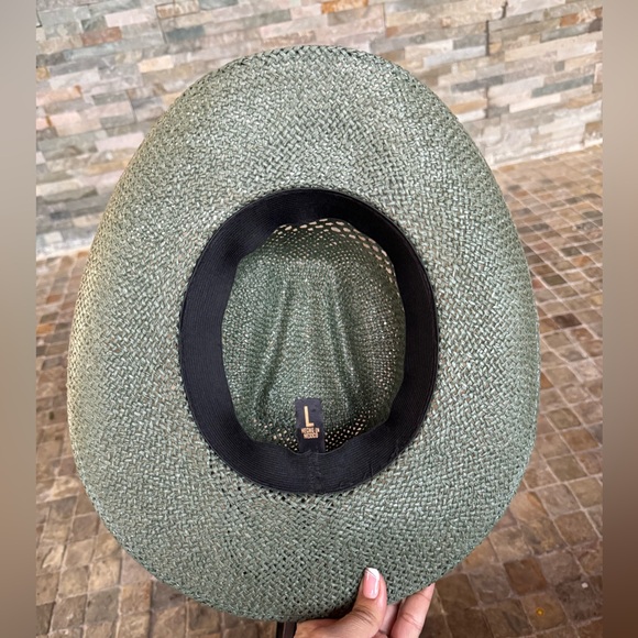 Hat - Picture 7 of 7